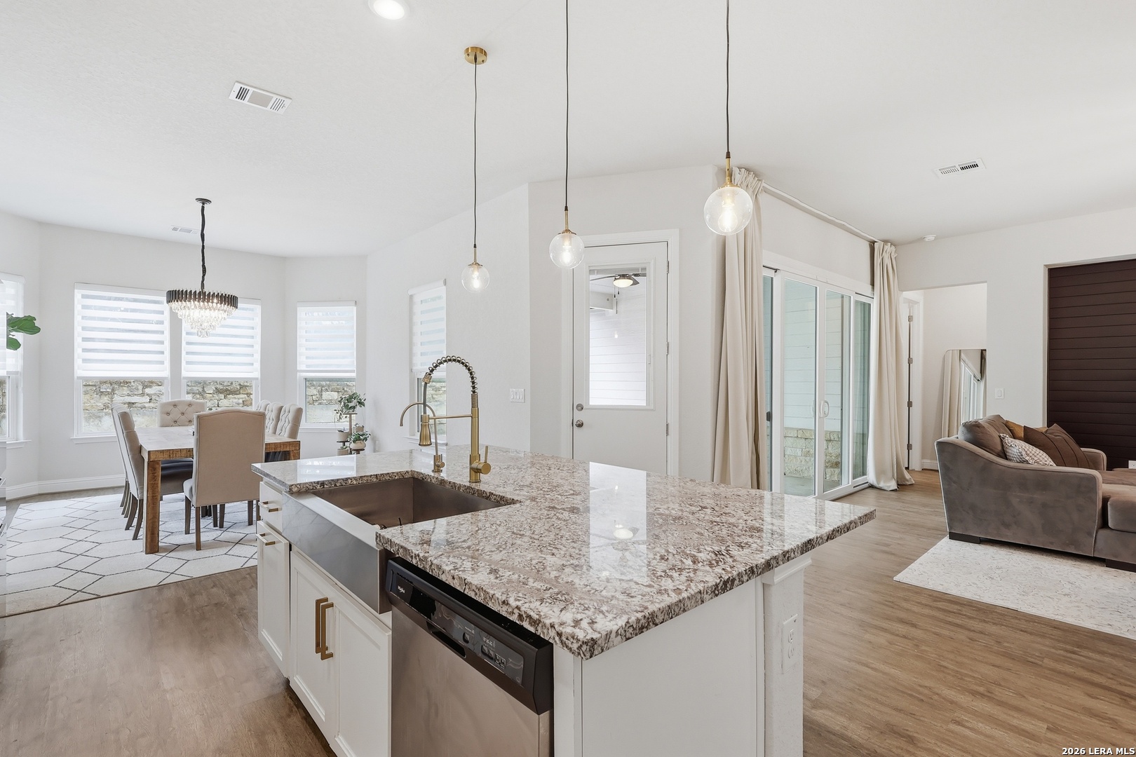 8596 Stackstone Schertz, TX 78154 - Photo 10 of 37