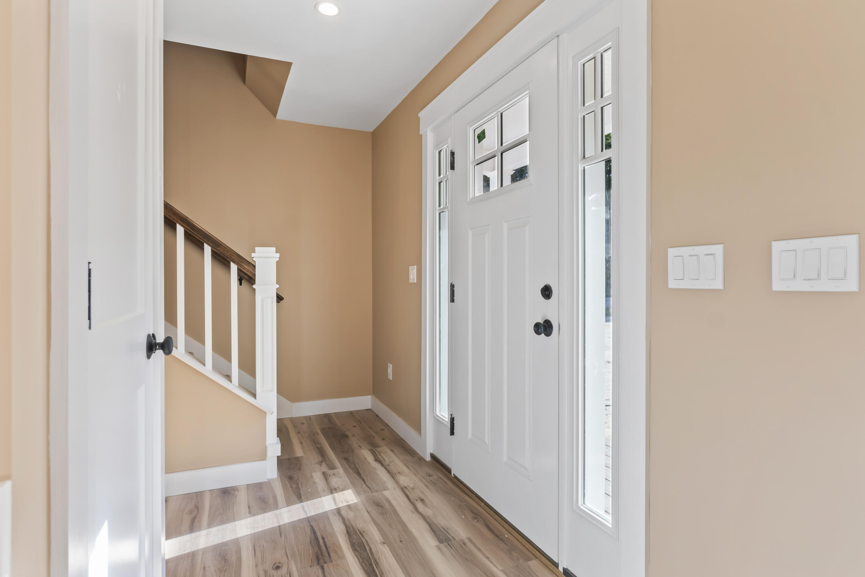 66 Woodbrey Lane Standish, ME 04084 - Photo 21 of 71 66 Woodbrey Lane_ Front Entry