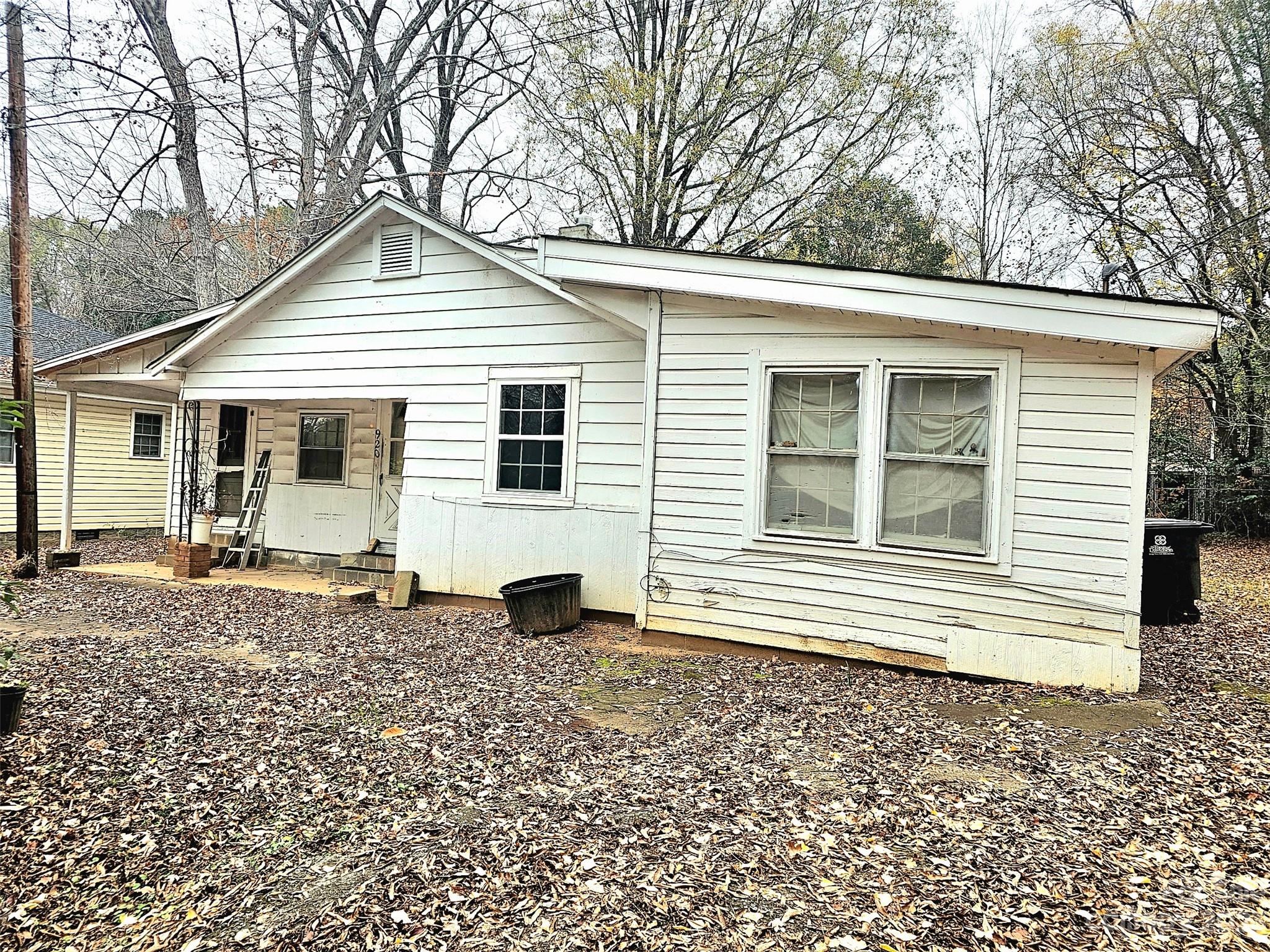 920 North Main St Unit 1  