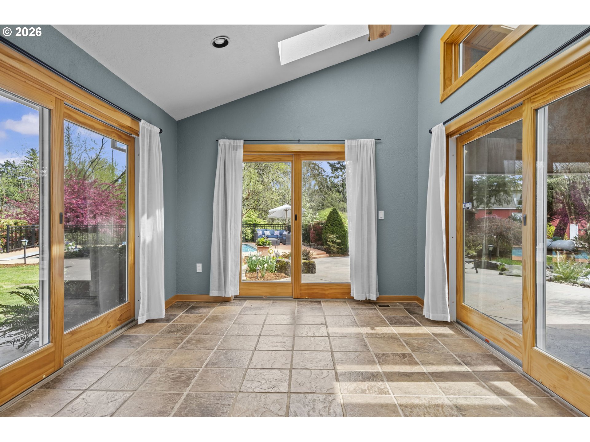 23411 Southeast Borges Road Damascus, OR 97089 - Photo 13 of 48