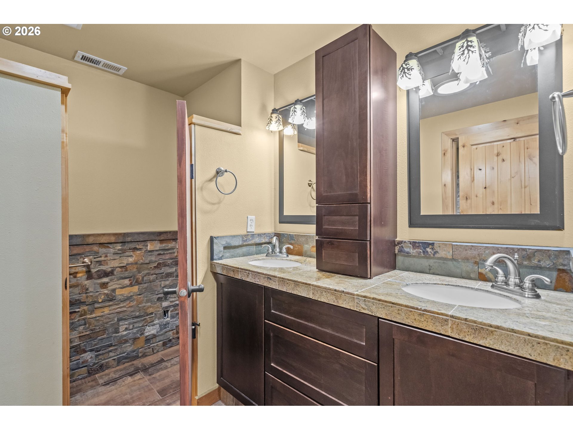 23411 Southeast Borges Road Damascus, OR 97089 - Photo 25 of 48