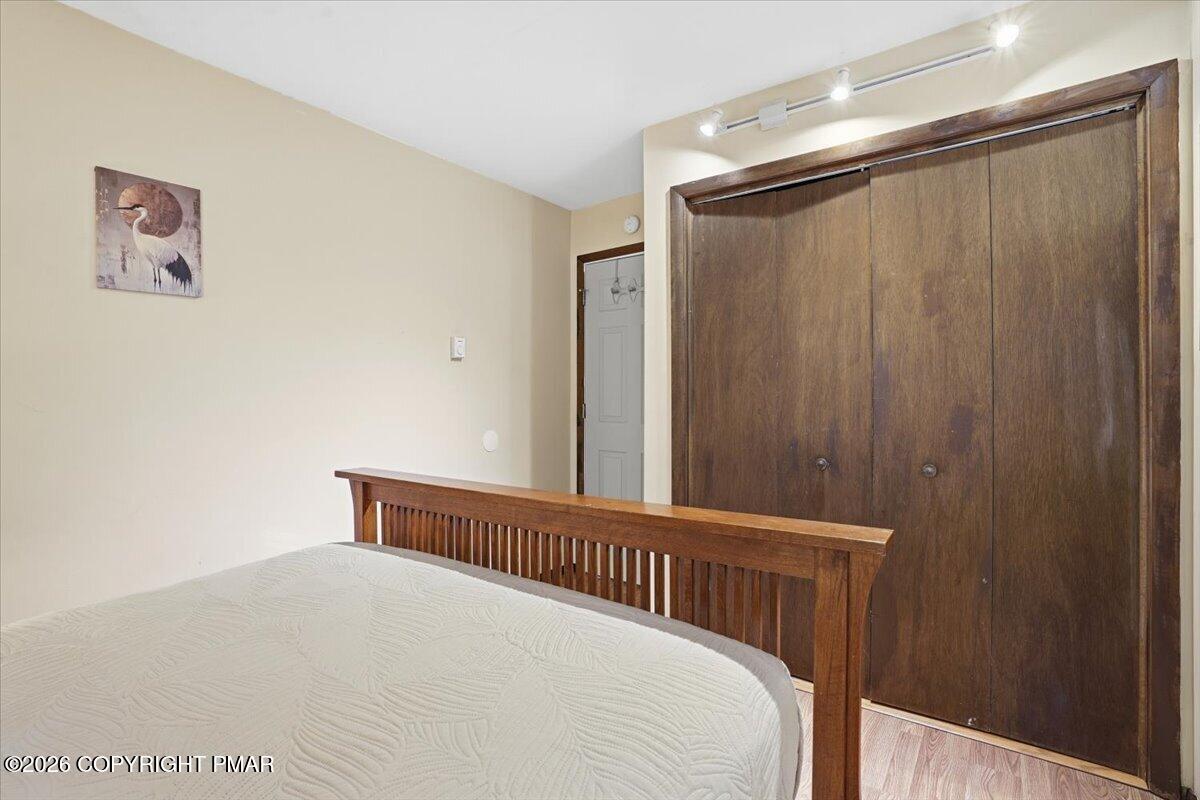 1076 Porter Drive Bushkill, PA 18324 - Photo 26 of 82 42-028_DSC00494