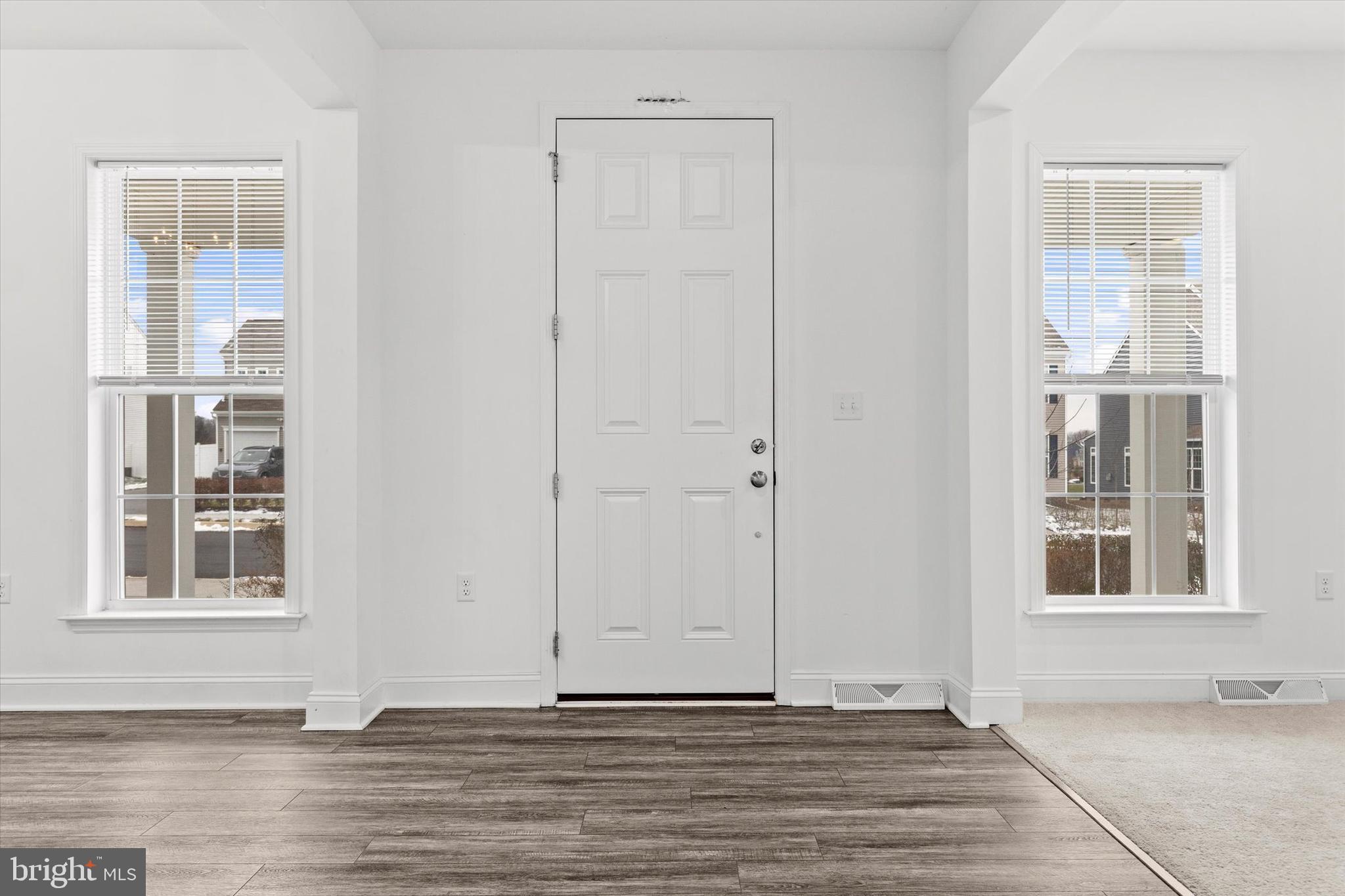 1304 Innox Road Mechanicsburg, PA 17055 - Photo 3 of 41