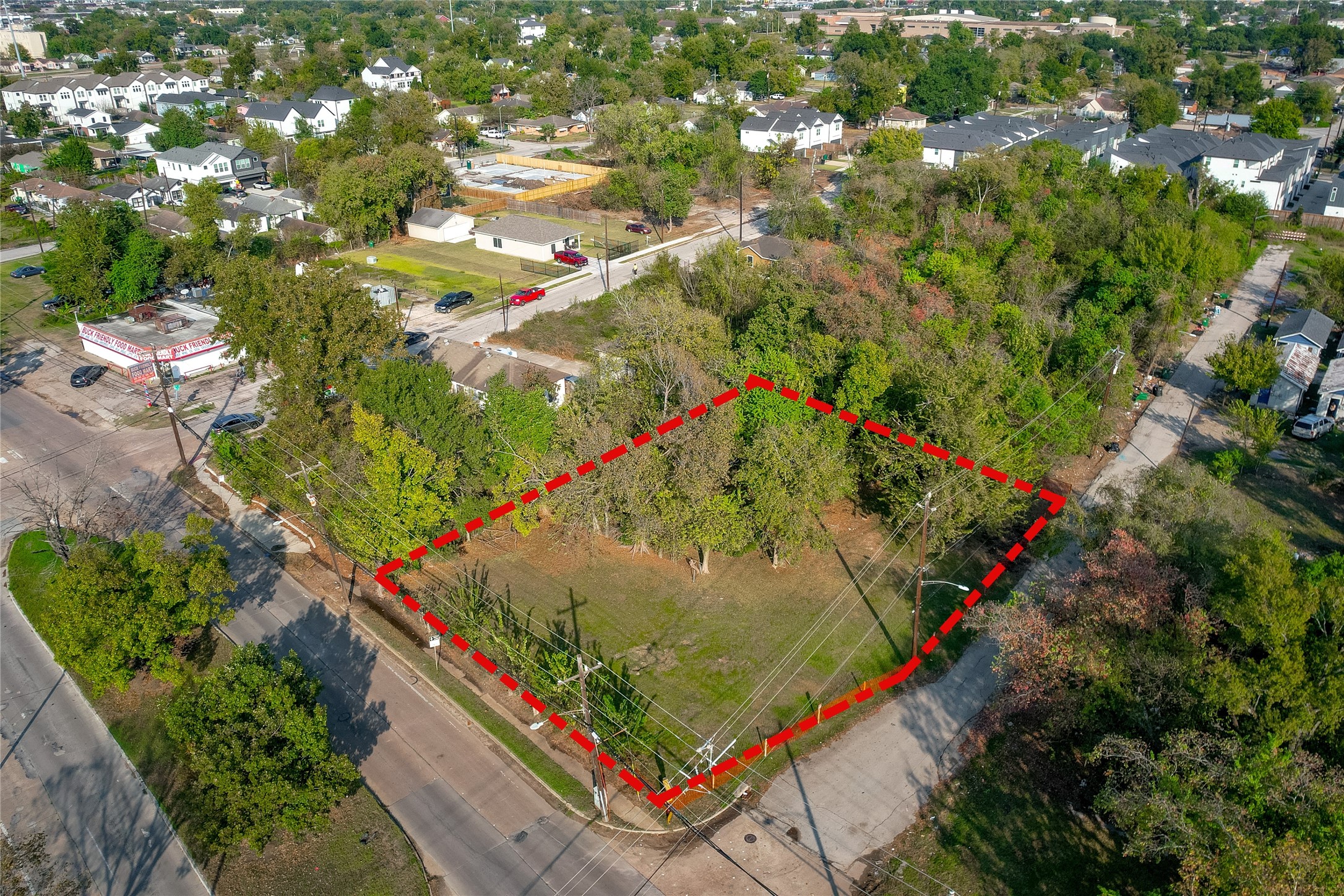 4405 Hare Street Houston, TX 77020 - Photo 14 of 17 a view of a tree with a tree