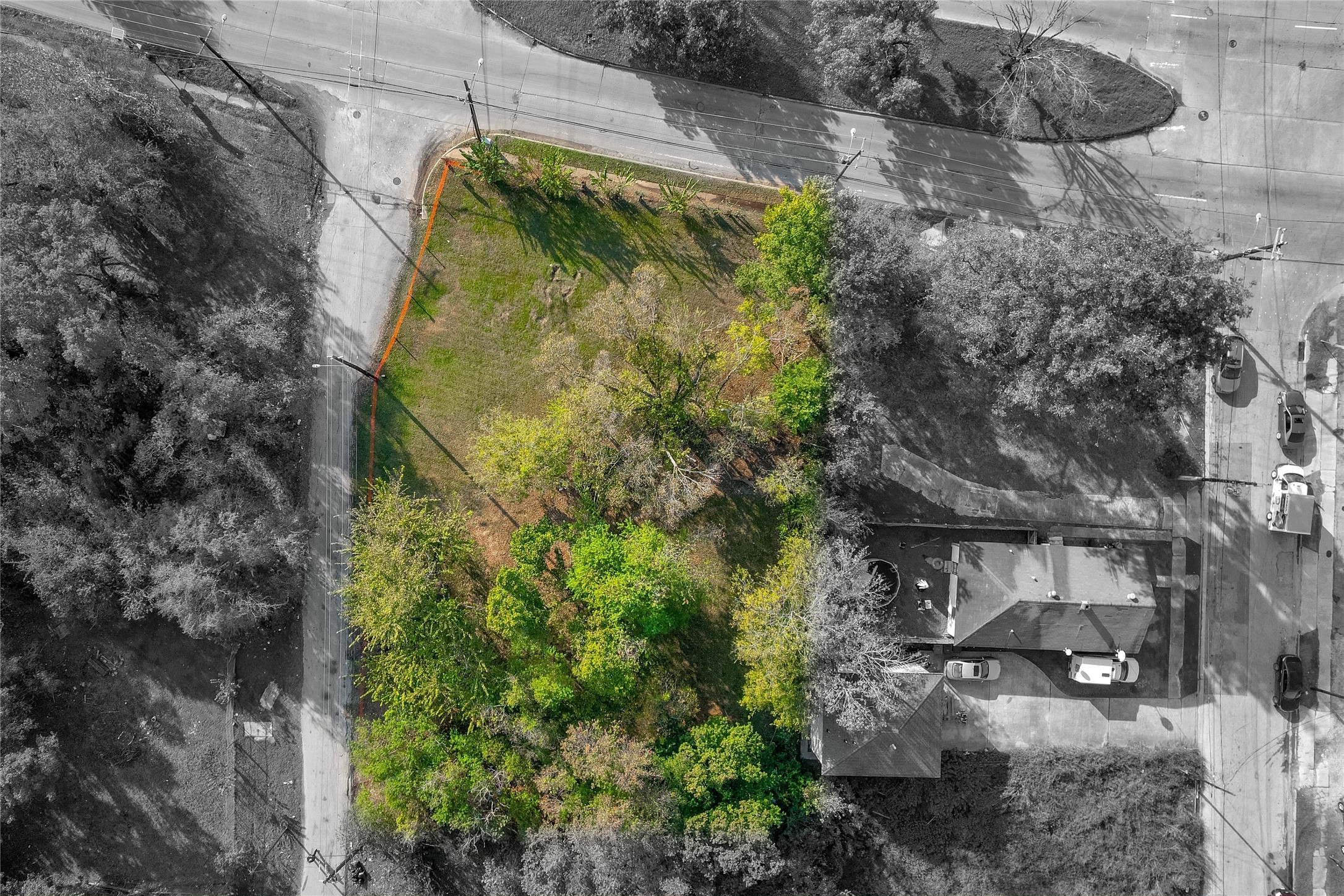 4405 Hare Street Houston, TX 77020 - Photo 9 of 17 a view of a yard