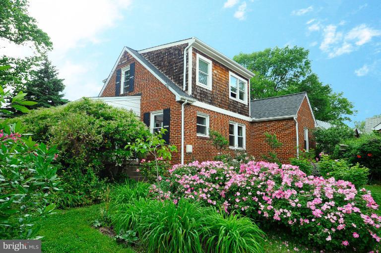 1603 North Glebe Road Arlington, VA 22207 - Photo 22 of 29 Exterior (Rear)