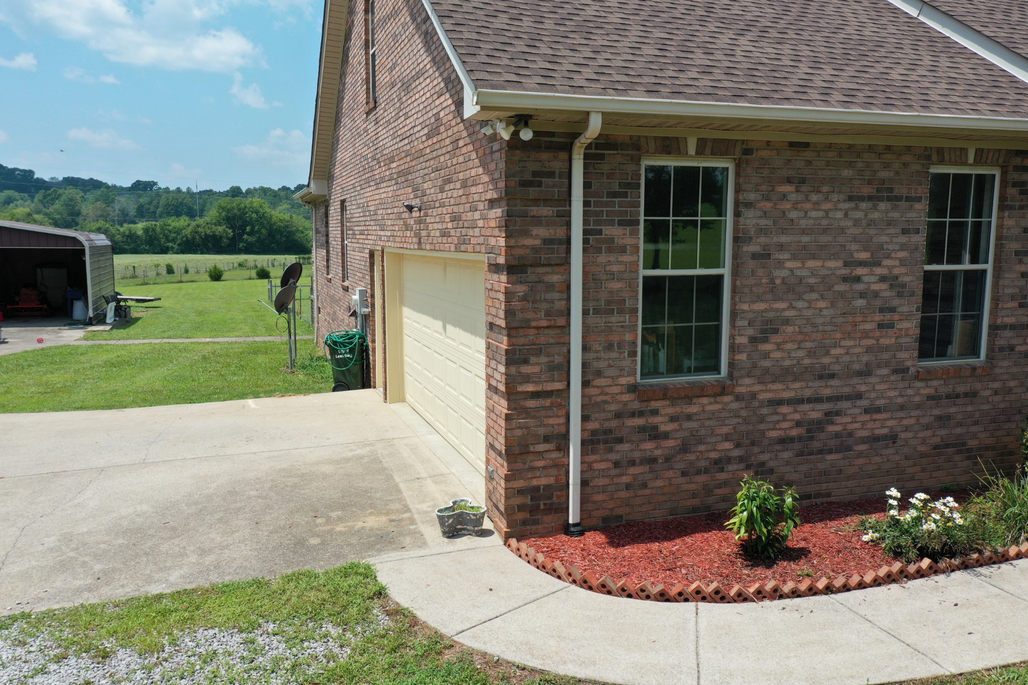 1550 Caughran Road Lewisburg, TN 37091 - Photo 9 of 47 Gallery Image 9