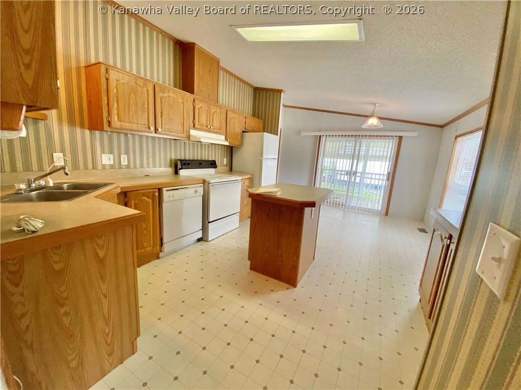 108 Sheriff Drive Ripley, WV 25271 - Photo 3 of 16 Gallery Image 3