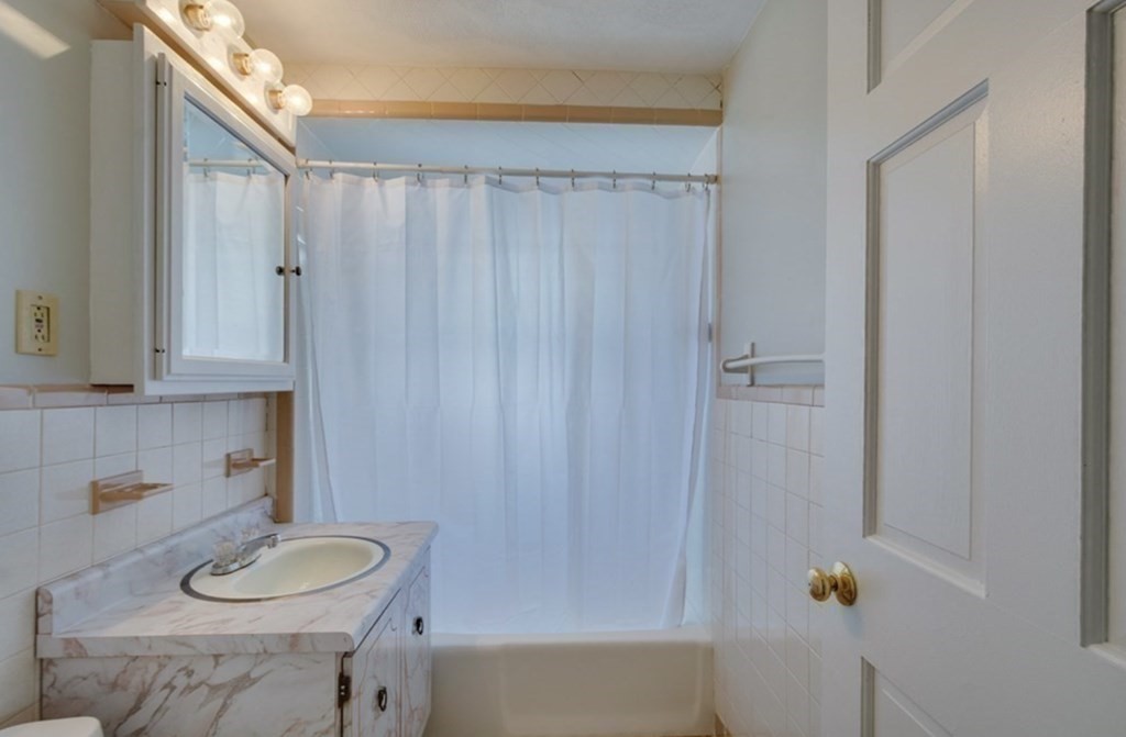 60 Rawson Road, Unit 1 Arlington, MA 02474 - Photo 16 of 18