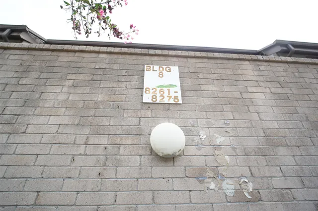 $127,500 | 8267 Sands Point Drive, Unit 172, Houston, TX 77036