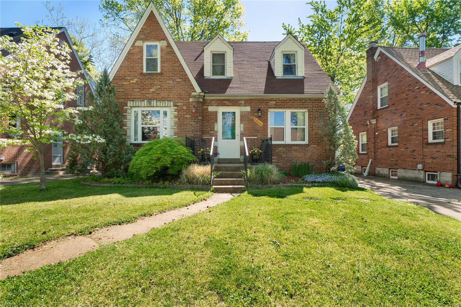 1064 Roth Avenue St. Louis, MO 63130 - Photo 1 of 32 Gallery Image 1