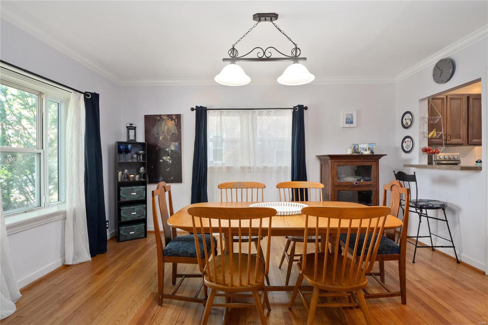 1064 Roth Avenue St. Louis, MO 63130 - Photo 6 of 32 Gallery Image 6
