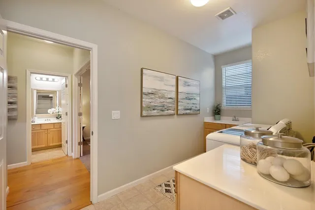 $749,900 | 910 Lighthouse Drive, West Sacramento, CA 95605