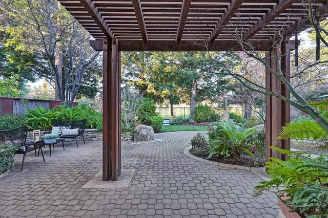 $749,900 | 910 Lighthouse Drive, West Sacramento, CA 95605