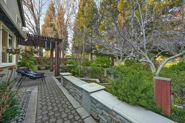 $749,900 | 910 Lighthouse Drive, West Sacramento, CA 95605