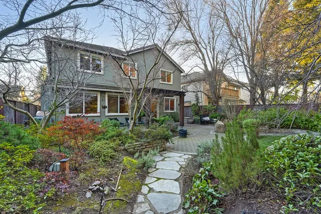 $749,900 | 910 Lighthouse Drive, West Sacramento, CA 95605