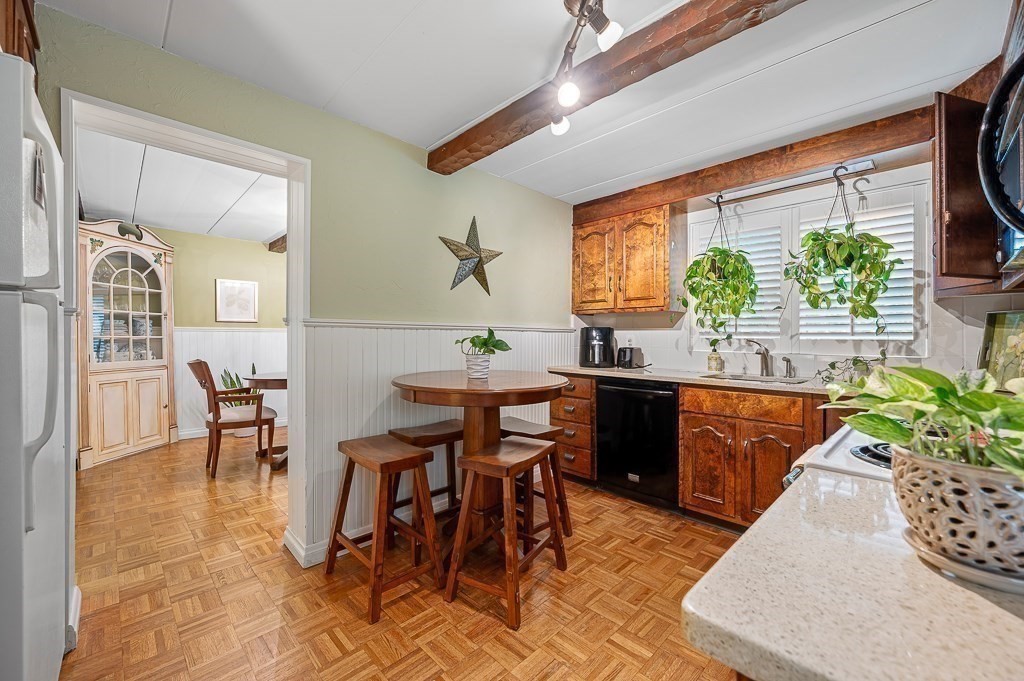7 Virginia Road Worcester, MA 01602 - Photo 19 of 38 Gallery Image 19