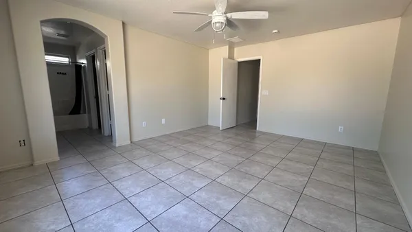 $1,975 | 6608 West Gross Avenue, Phoenix, AZ 85043
