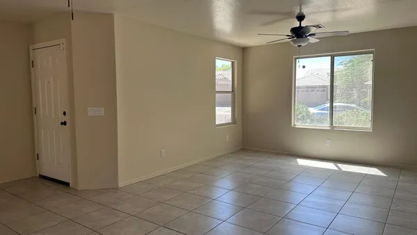 $1,975 | 6608 West Gross Avenue, Phoenix, AZ 85043