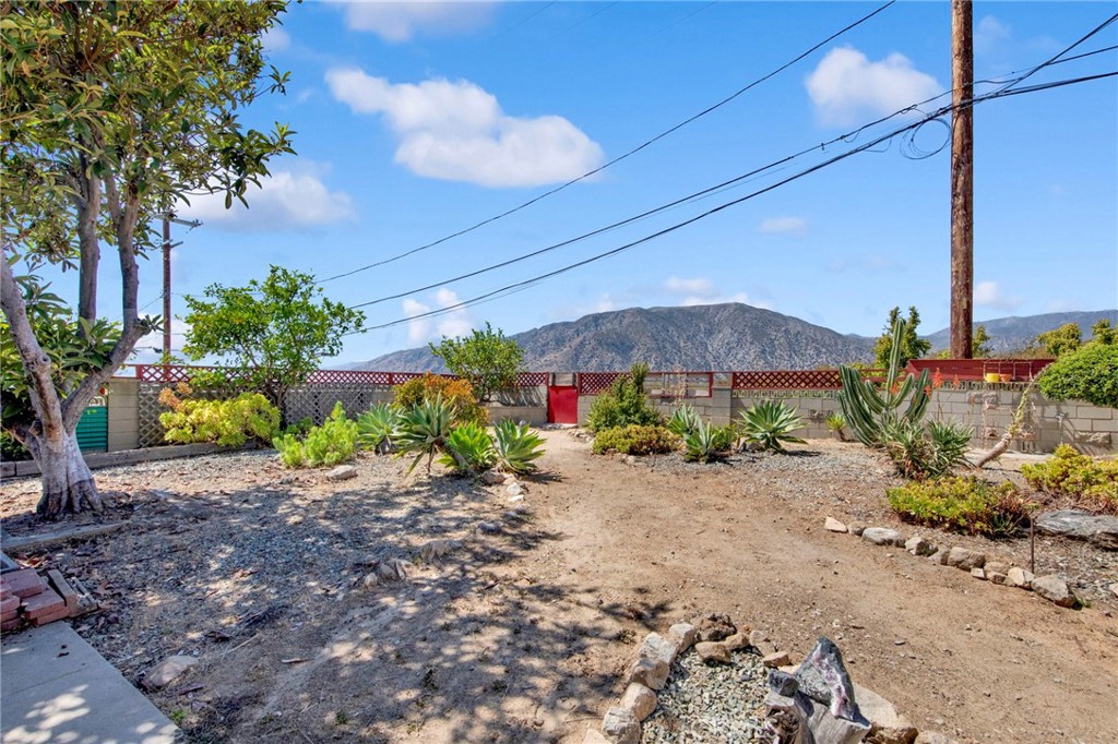 7217 Lonzo Street Tujunga, CA 91042 - Photo 22 of 29