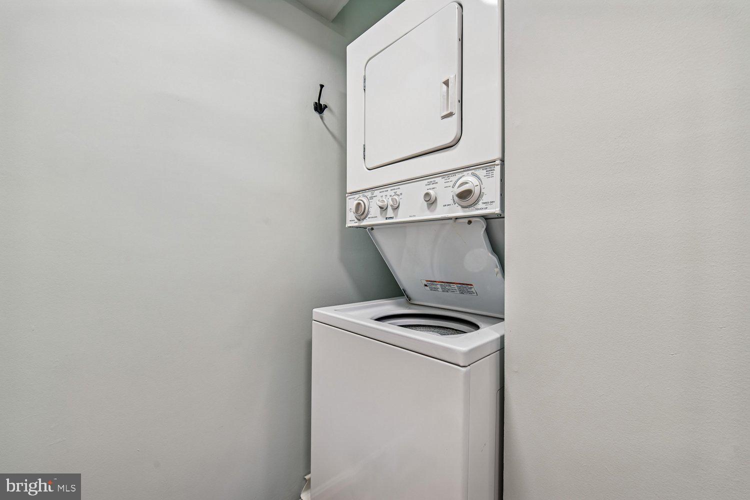 1953 Calvert Street Northwest, Unit D Washington, DC 20009 - Photo 15 of 36 Laundry