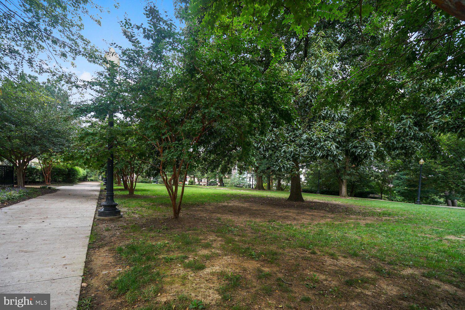 1953 Calvert Street Northwest, Unit D Washington, DC 20009 - Photo 25 of 36 Kalorama Park