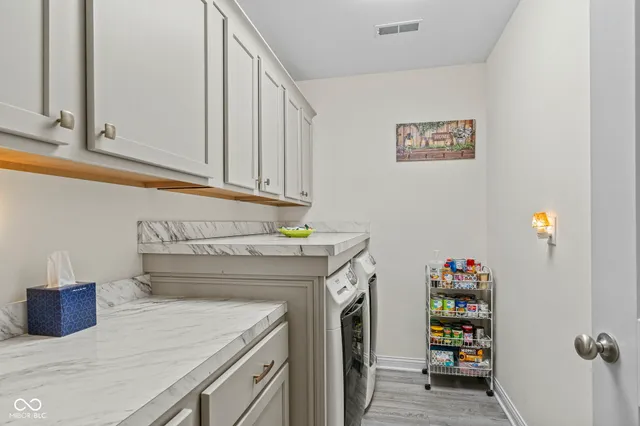 $299,900 | 1557 Willow Shore Drive, Scottsburg, IN 47170