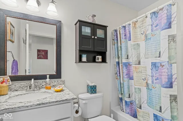 $299,900 | 1557 Willow Shore Drive, Scottsburg, IN 47170