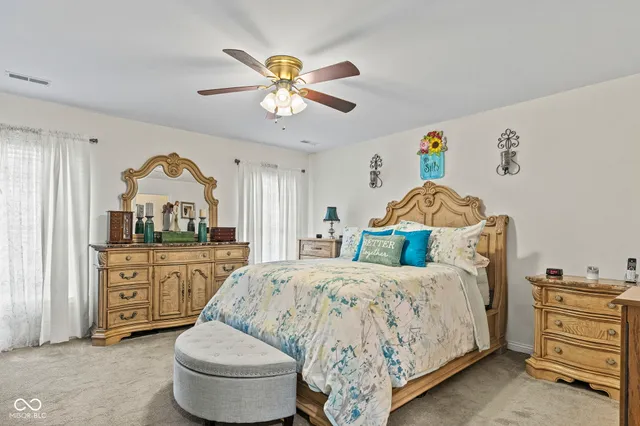 $299,900 | 1557 Willow Shore Drive, Scottsburg, IN 47170