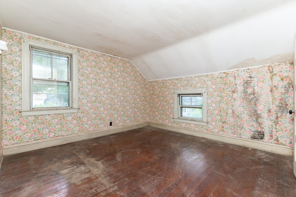270 Garden Street Fall River, MA 02720 - Photo 19 of 36 a view of empty room with window