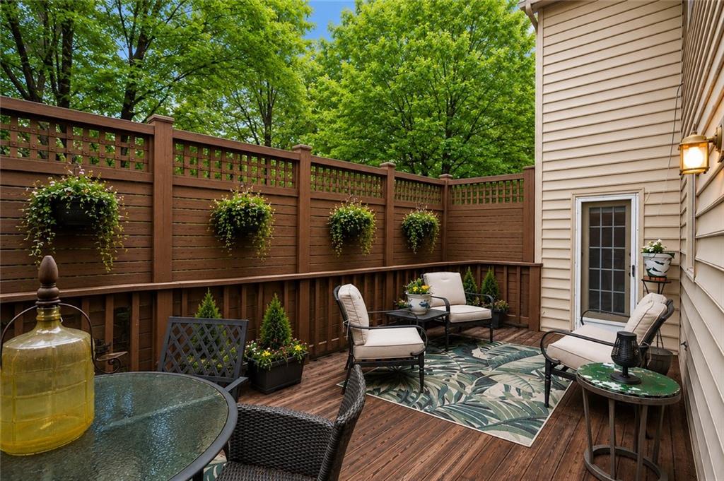 40 Ivy Chase Northeast Atlanta, GA 30342 - Photo 14 of 38