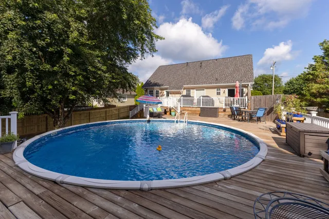 a view of outdoor space