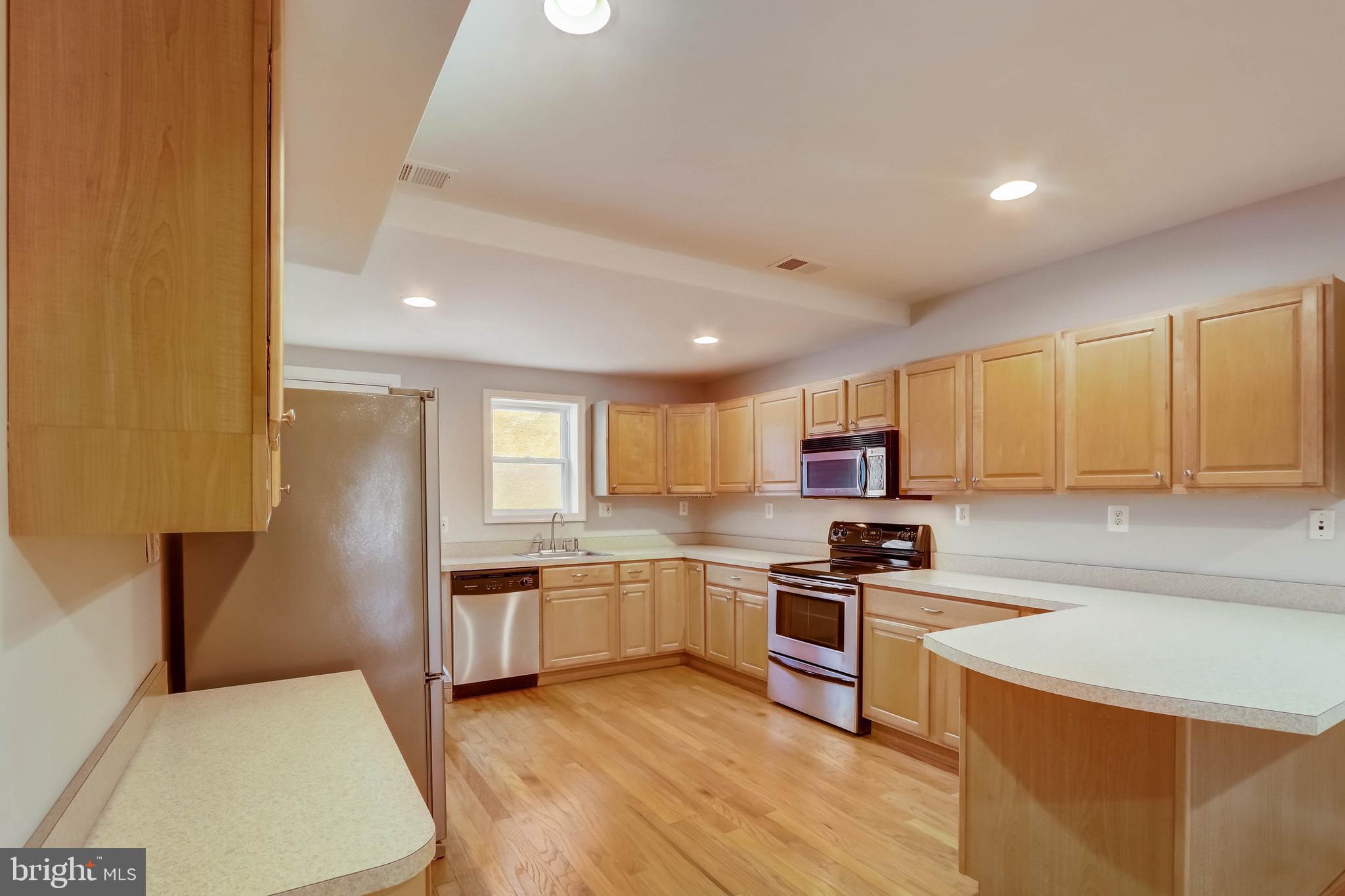 2230 Eastern Avenue Baltimore, MD 21231 - Photo 5 of 46