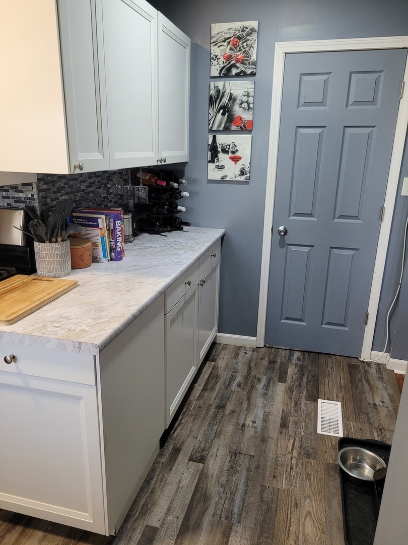 921 Airport Road Mount Vernon, IL 62864 - Photo 15 of 26 a room with storage and utility