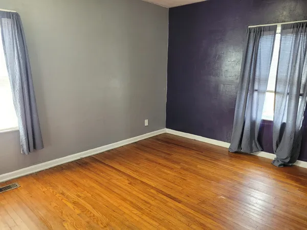 $132,000 | 921 Airport Road, Mount Vernon, IL 62864