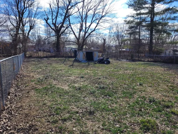 $132,000 | 921 Airport Road, Mount Vernon, IL 62864