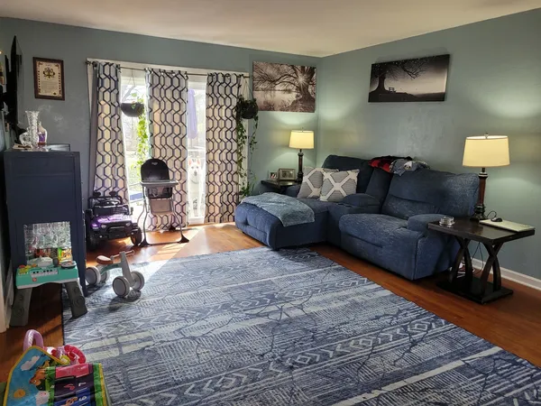 $132,000 | 921 Airport Road, Mount Vernon, IL 62864