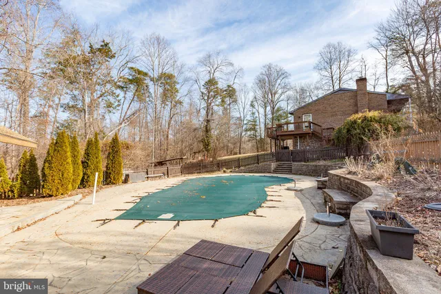 a view of outdoor space yard and patio