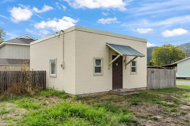 $525,000 | 101-915 West West/ Main Avenue, Chewelah, WA 99109