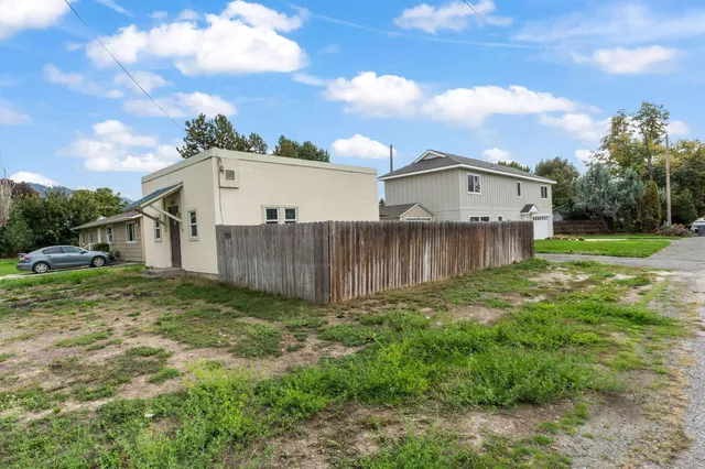 $525,000 | 101-915 West West/ Main Avenue, Chewelah, WA 99109