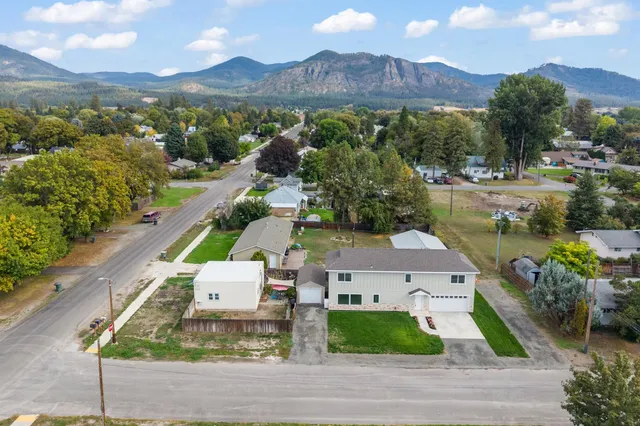 $525,000 | 101-915 West West/ Main Avenue, Chewelah, WA 99109