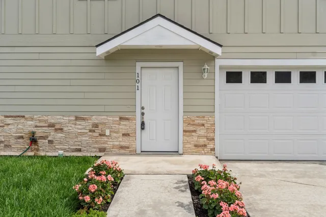 $525,000 | 101-915 West West/ Main Avenue, Chewelah, WA 99109