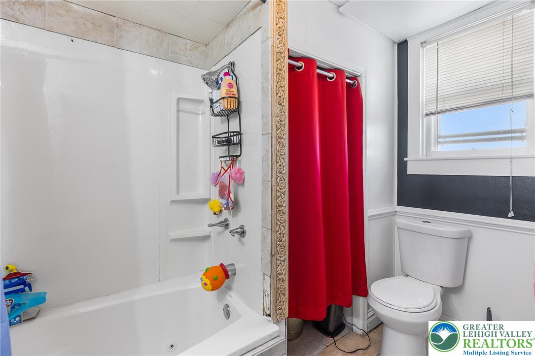127 South 4th Street Coplay, PA 18037 - Photo 20 of 30