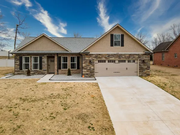 $549,999 | 139 Floyd Meadow Drive, Inman, SC 29349