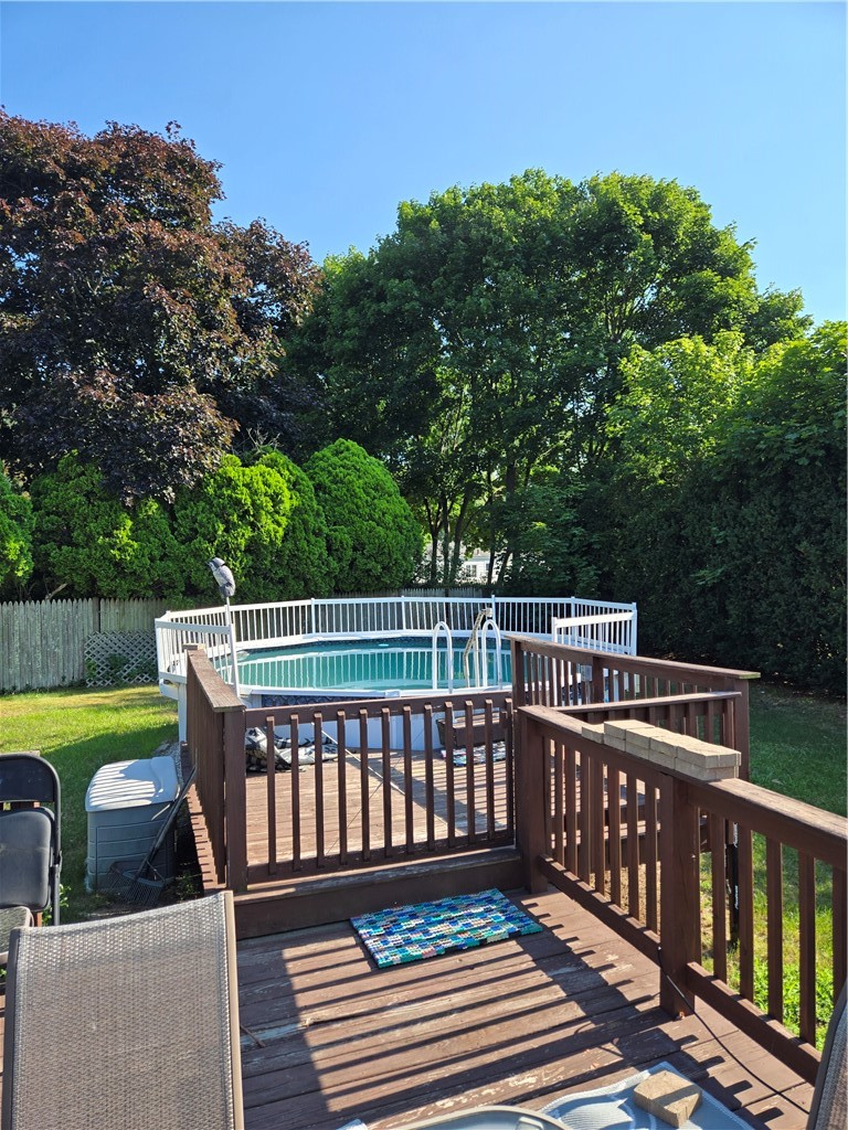 58 Hoyt Street Warwick, RI 02886 - Photo 4 of 20