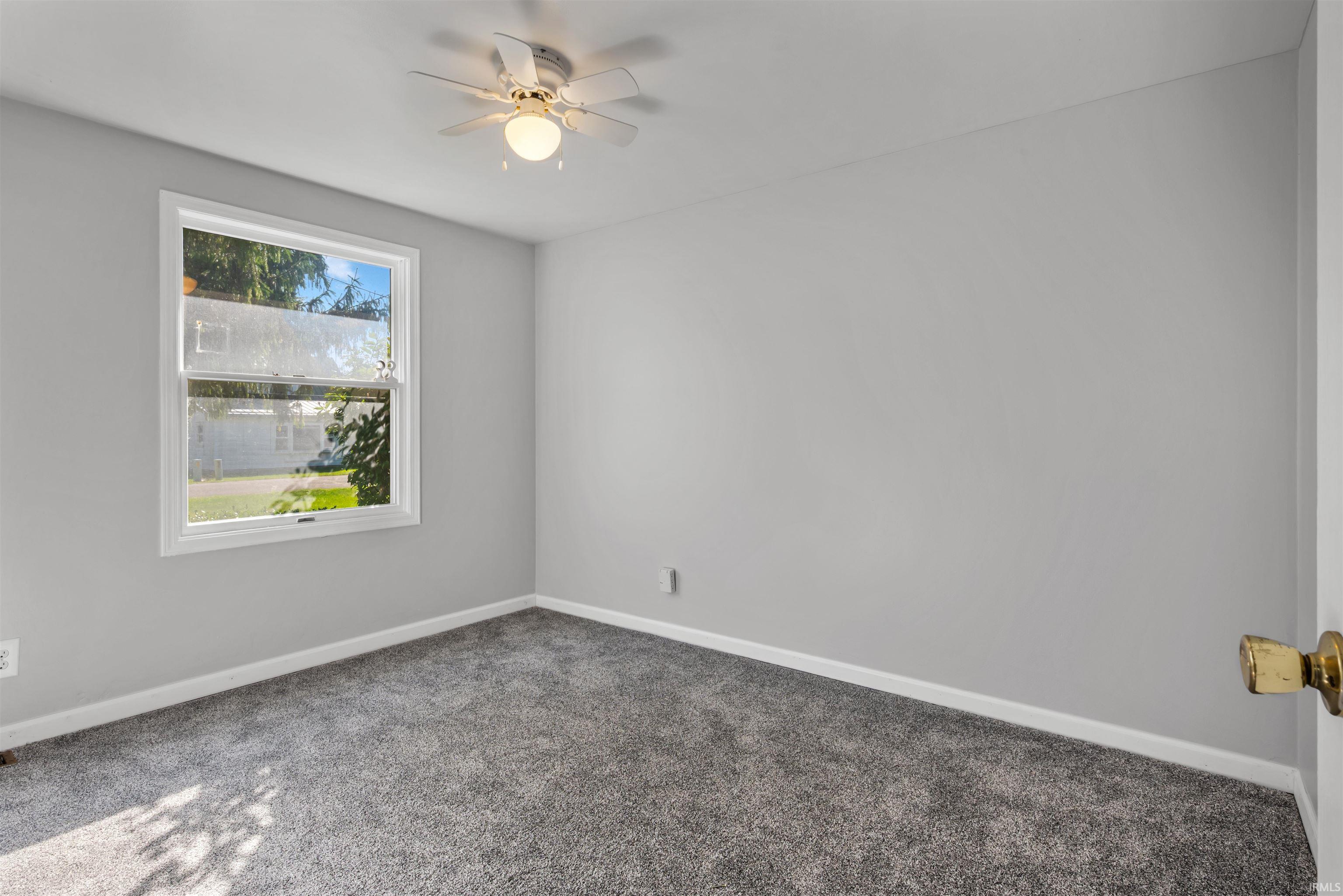 110 Greenberry Street Sweetser, IN 46952 - Photo 17 of 21