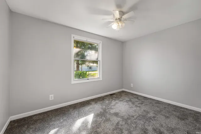 $241,900 | 110 Greenberry Street, Sweetser, IN 46952