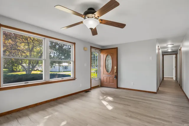 $241,900 | 110 Greenberry Street, Sweetser, IN 46952