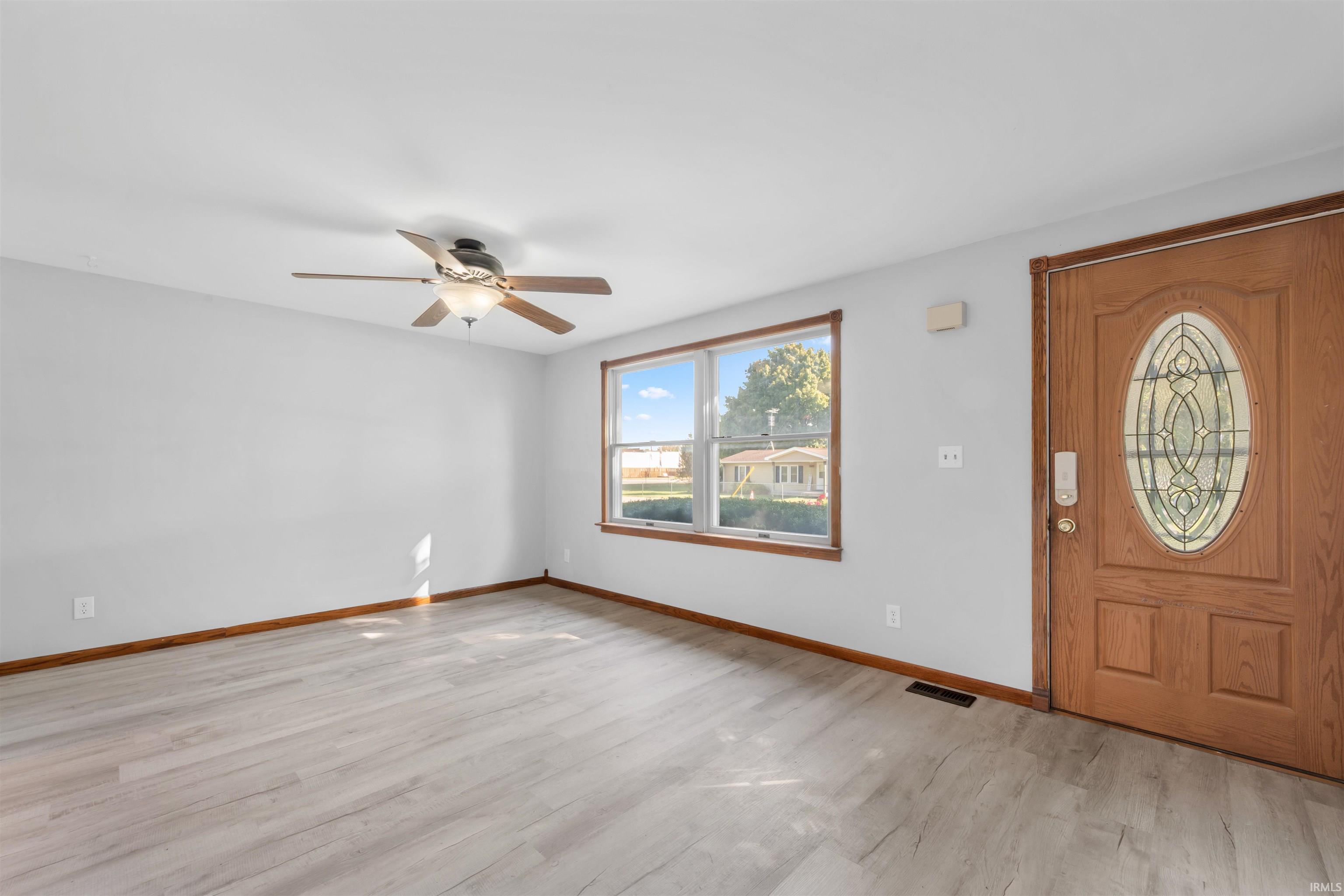 110 Greenberry Street Sweetser, IN 46952 - Photo 8 of 21