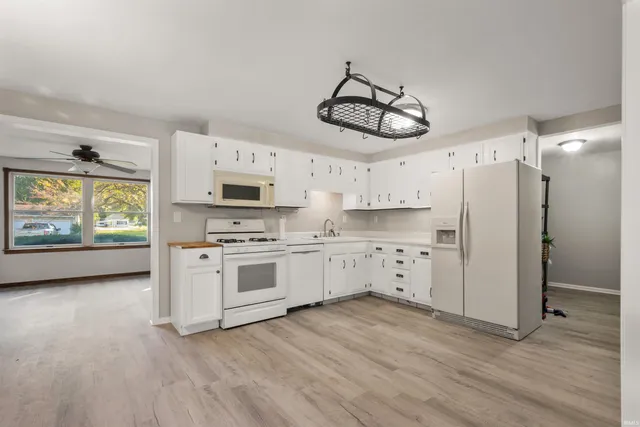 $241,900 | 110 Greenberry Street, Sweetser, IN 46952